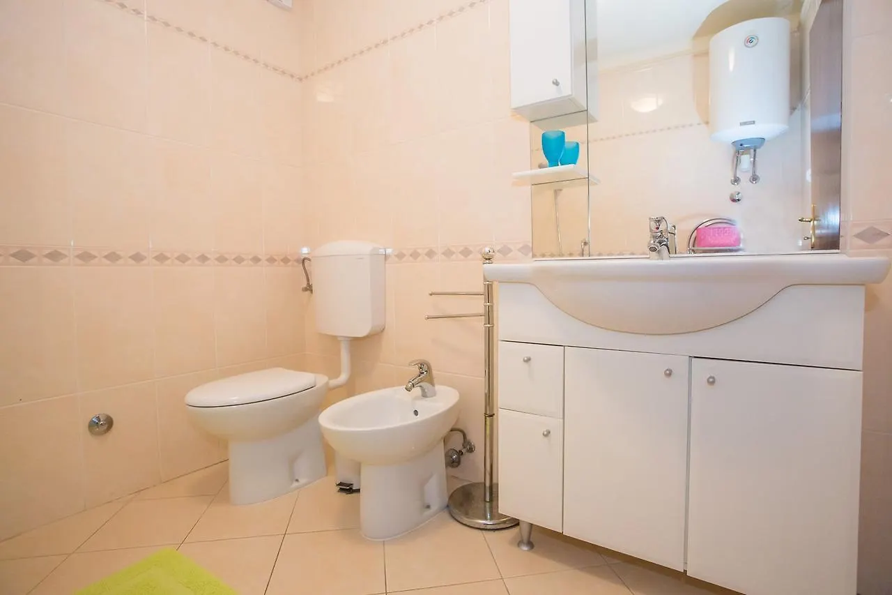 Luka Apartment Porec