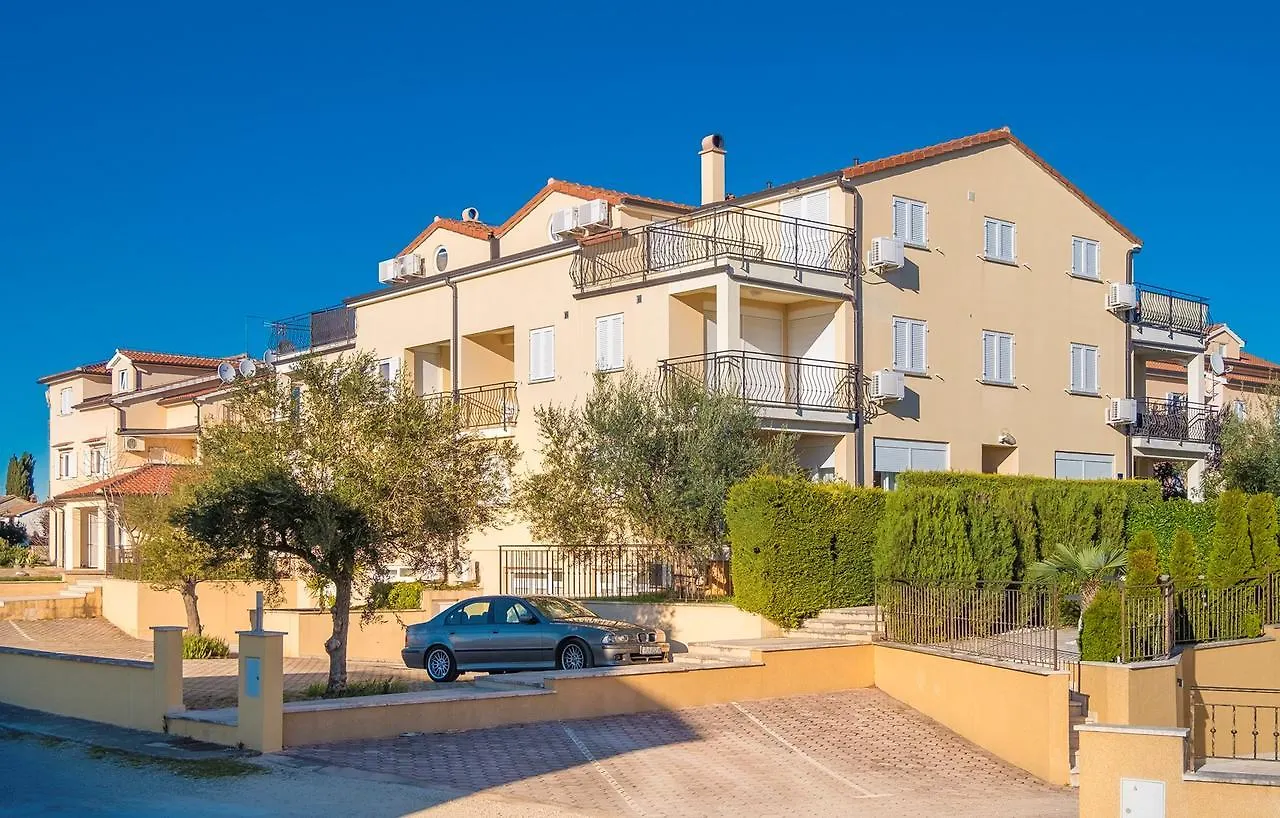 Luka Apartment Porec